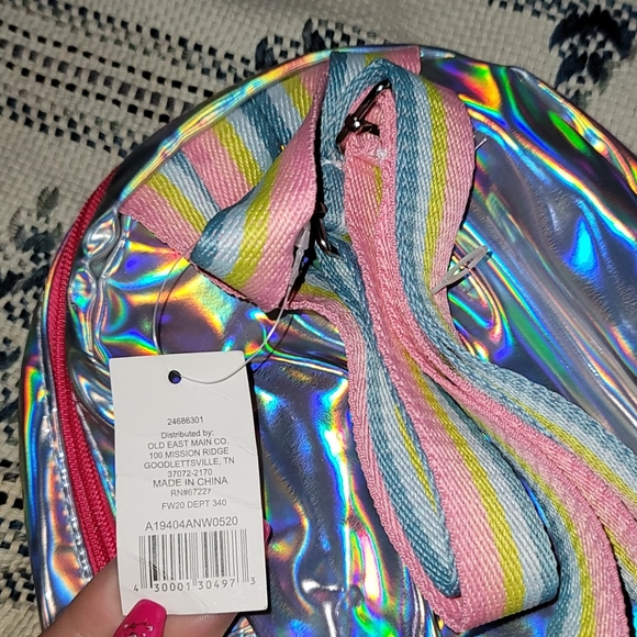 NWT metallic rainbow 🌈 mini backpacks - Picture 6 of 6